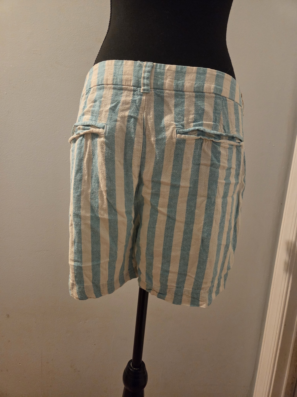 Old Navy Teal and White Striped Shorts - Picture 6 of 8